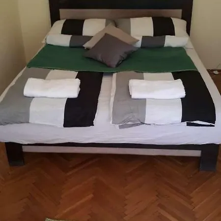 Heder Vendeghaz Casa de hóspedes Debrecen
